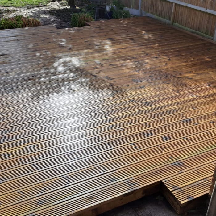 decking landscapers Reading