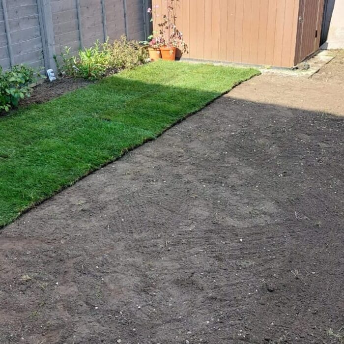 landscaping turfing Reading